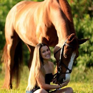 Meet your Posher, Jessica